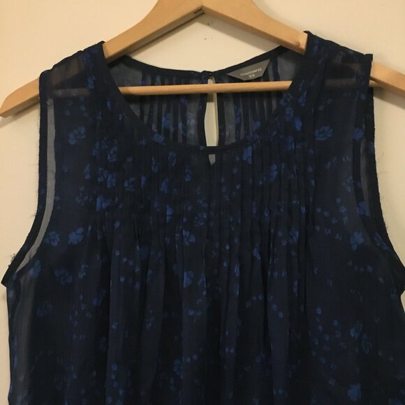 Denver Hayes Floral Pintuck Sleeveless Blouse With Built In Camisole - Picture 10 of 15